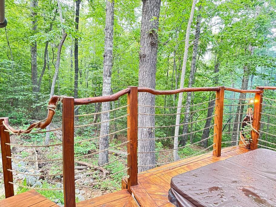 Apartamento Secluded Rv With Private Hot Tub Rutherfordton Exterior foto